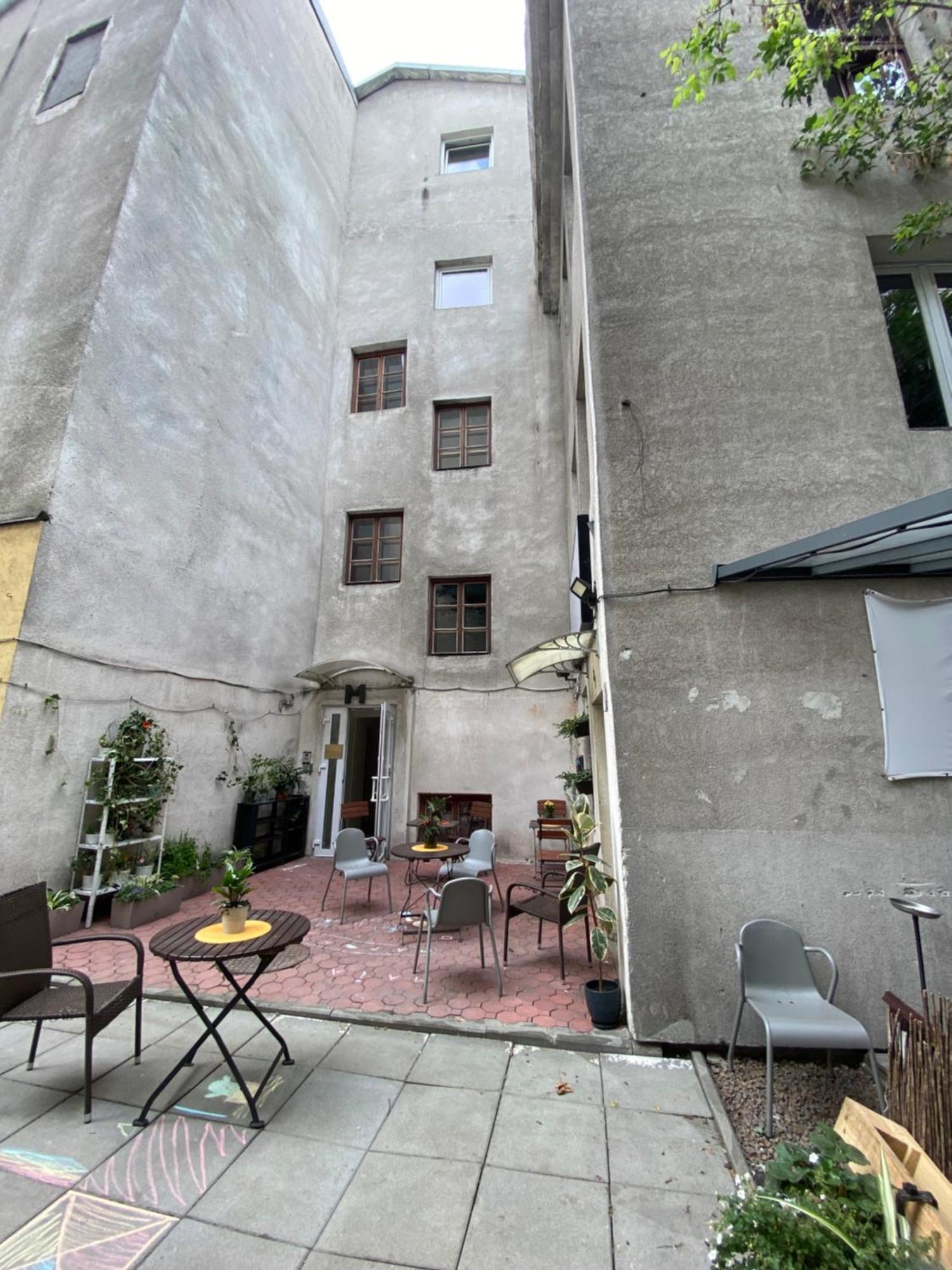 Art Inn Space 克拉科夫 外观 照片
