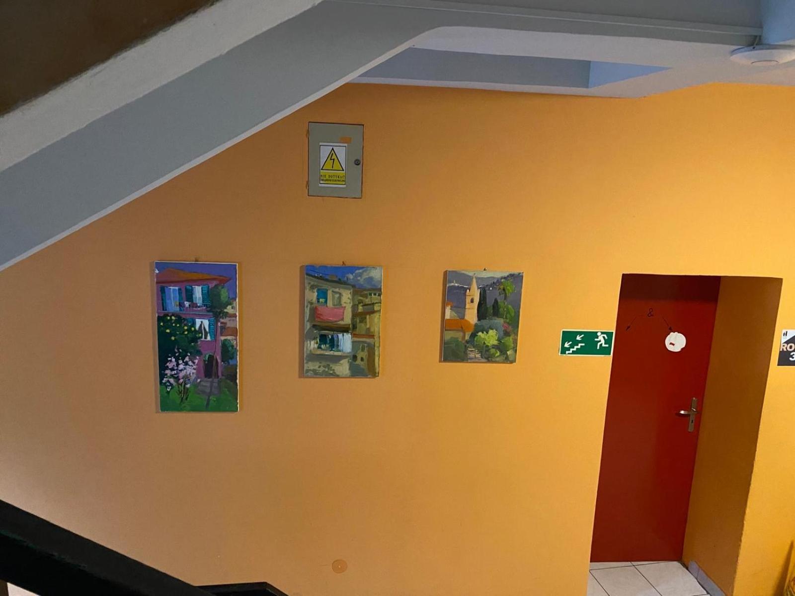 Art Inn Space 克拉科夫 外观 照片