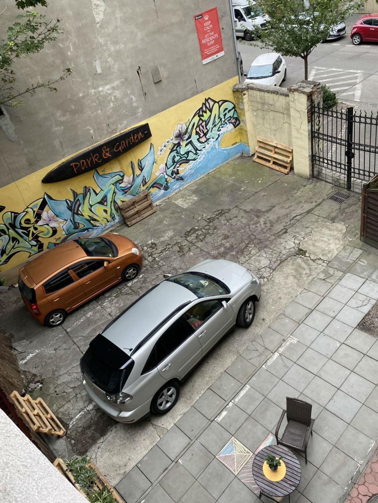 Art Inn Space 克拉科夫 外观 照片
