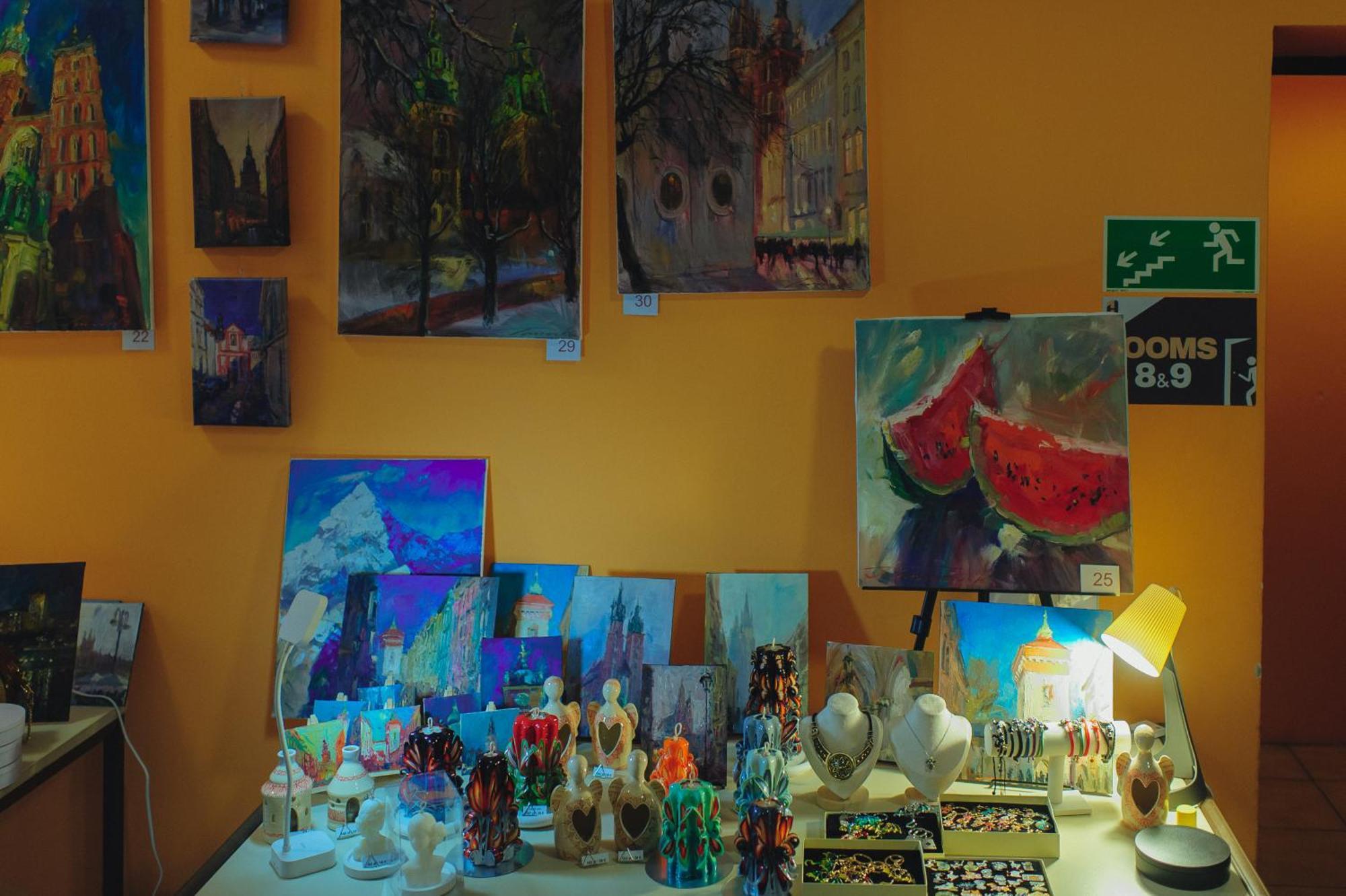 Art Inn Space 克拉科夫 外观 照片